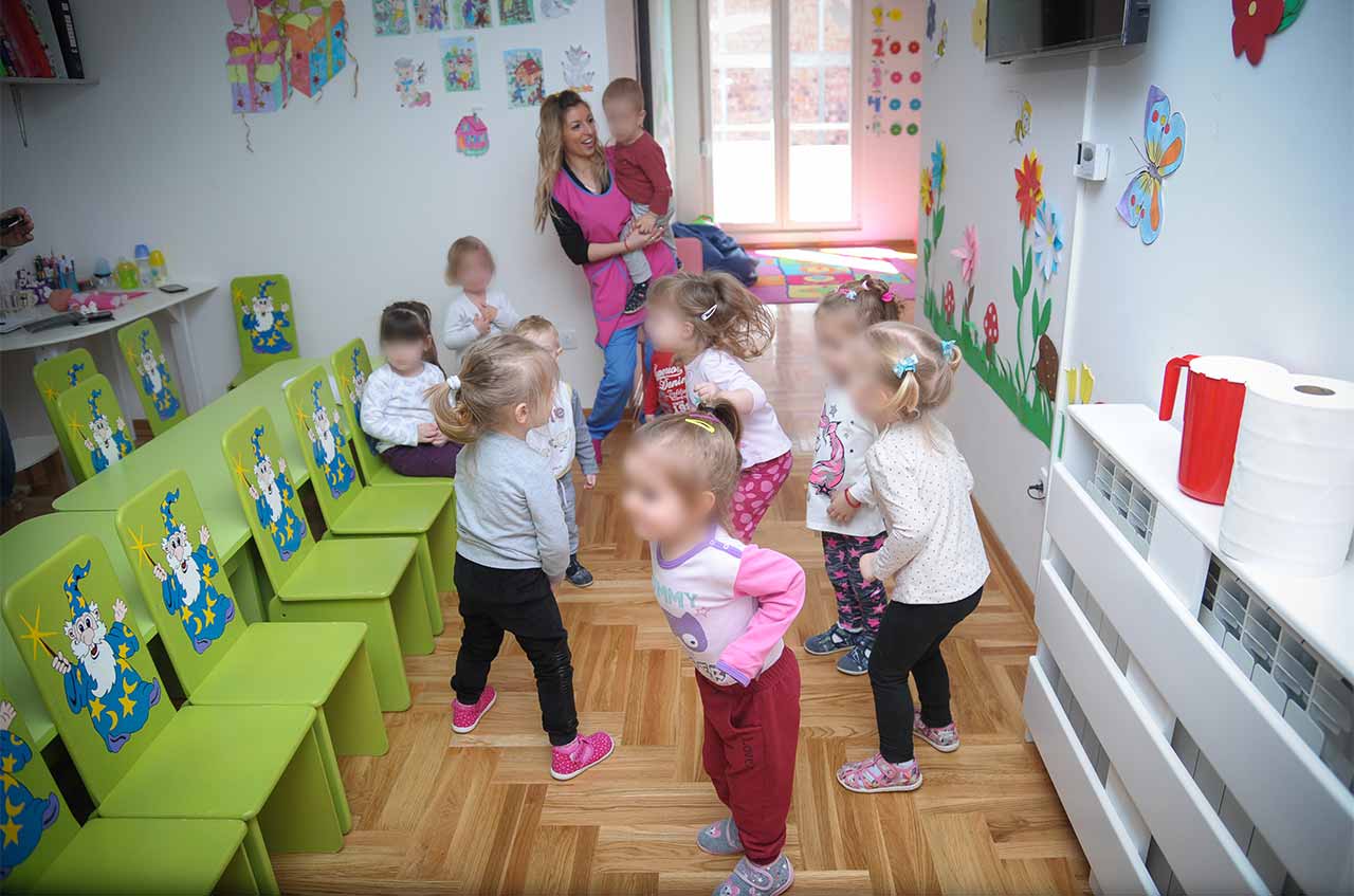 Predškolska ustanova Čarobni svet plus - Fotografije